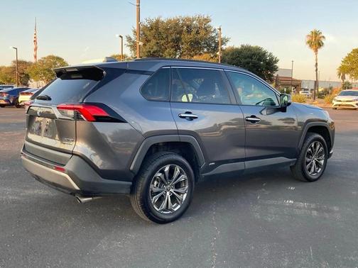 2022 Toyota RAV4 Hybrid Limited