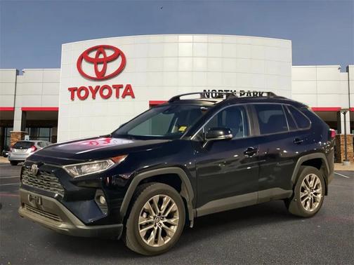 2020 Toyota RAV4 XLE Premium