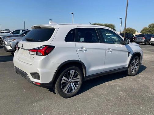 2024 Mitsubishi Outlander Sport 2.0 ES