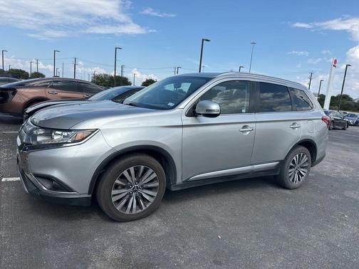 2019 Mitsubishi Outlander SEL