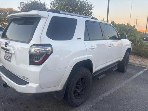 2023 Toyota 4Runner SR5