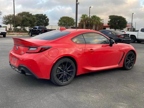 2022 Toyota GR86 Premium