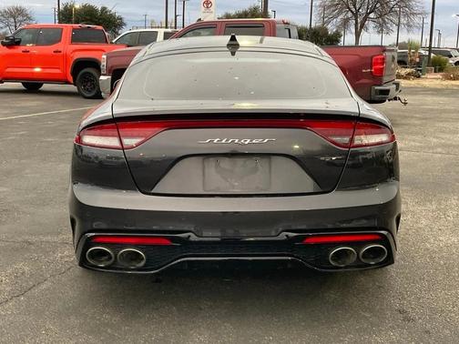 2022 Kia Stinger GT1