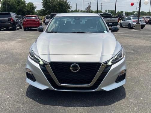 2022 Nissan Altima SR Intelligent AWD