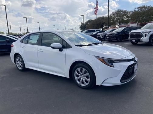 2026 Toyota Corolla LE