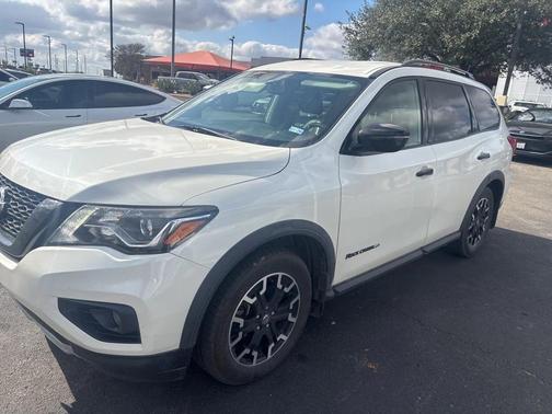 2020 Nissan Pathfinder SV 2WD