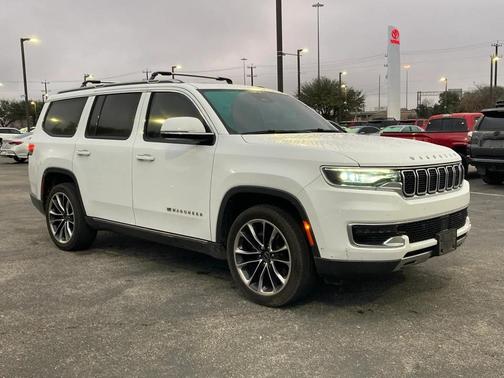 2022 Jeep Wagoneer Series III 4x4
