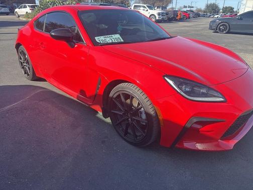 2023 Toyota GR86 Premium