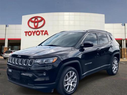 2022 Jeep Compass Latitude Lux