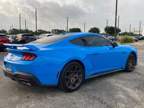 Grabber Blue Metallic 2024 Ford Mustang GT Premium