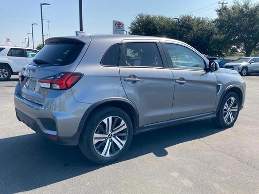 2024 Mitsubishi Outlander Sport SE