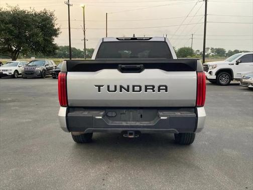 2022 Toyota Tundra SR5