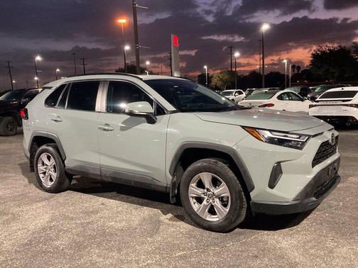 Lunar 2022 Toyota RAV4 XLE