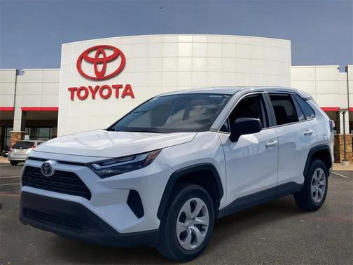 2025 Toyota RAV4 LE
