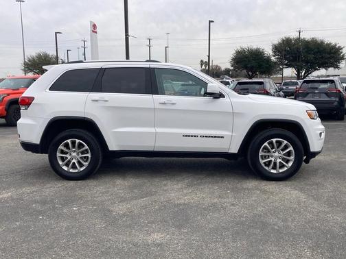 2021 Jeep Grand Cherokee Laredo