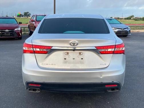 2014 Toyota Avalon XLE