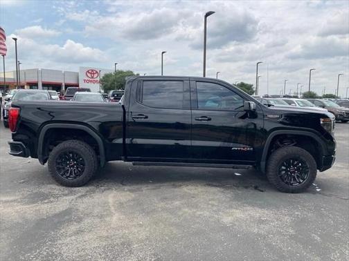 2023 GMC Sierra 1500 AT4X