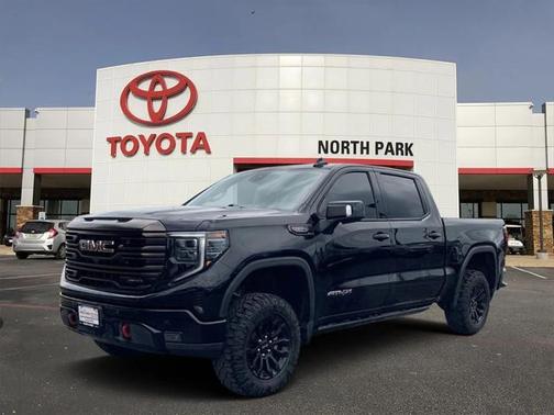 2023 GMC Sierra 1500 AT4X