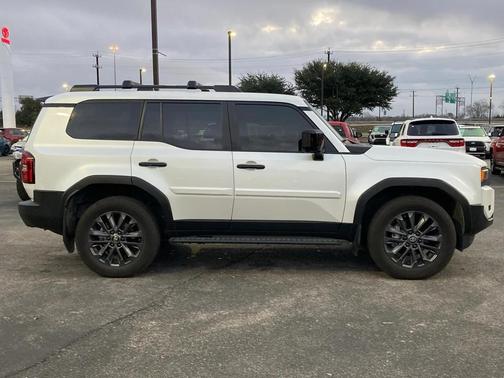 2025 Toyota Land Cruiser Base