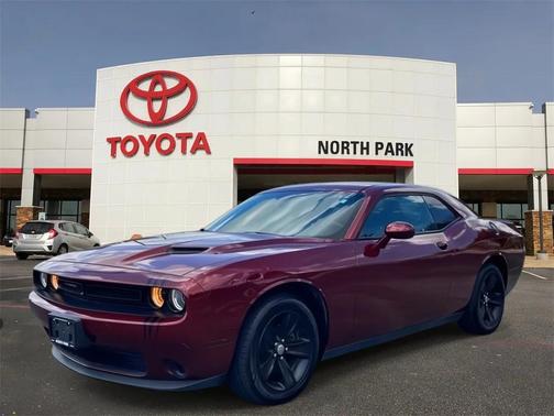 2018 Dodge Challenger SXT