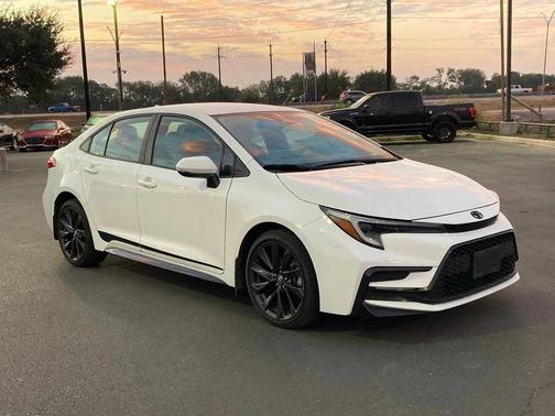 2024 Toyota Corolla SE
