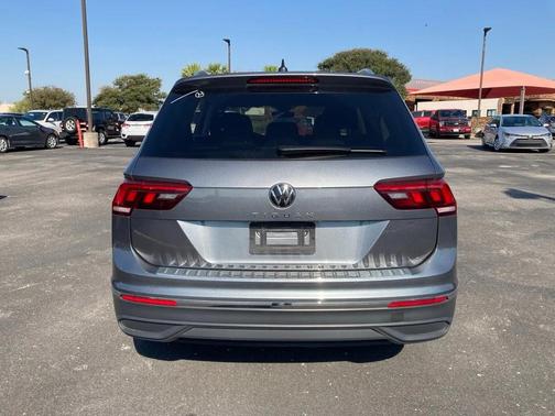 2024 Volkswagen Tiguan 2.0T Wolfsburg Edition