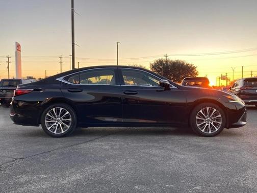 2019 Lexus ES 350 Luxury