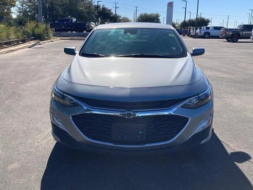 2024 Chevrolet Malibu FWD RS