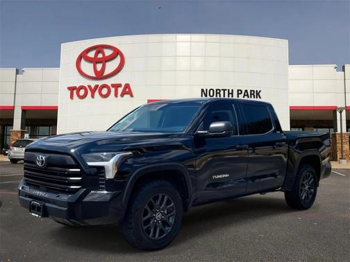 2022 Toyota Tundra SR5
