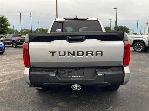 2025 Toyota Tundra SR5