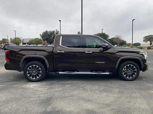 2023 Toyota Tundra Hybrid Limited