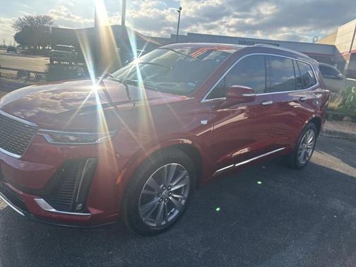 2024 Cadillac XT6 Premium Luxury FWD