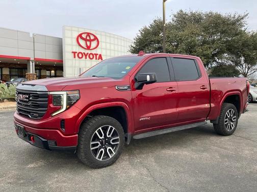 2022 GMC Sierra 1500 AT4