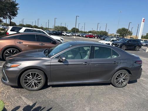 2023 Toyota Camry XLE