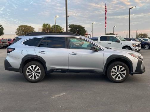 2024 Subaru Outback Premium
