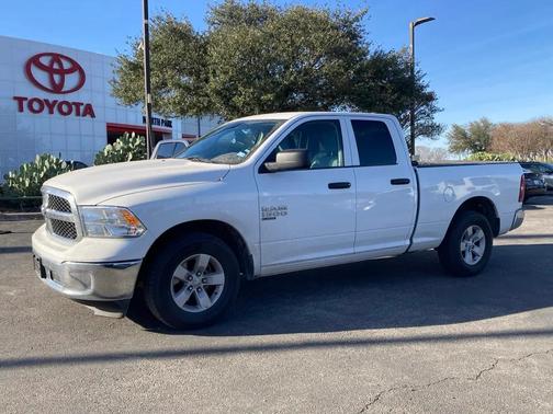 2024 RAM 1500 Classic SLT