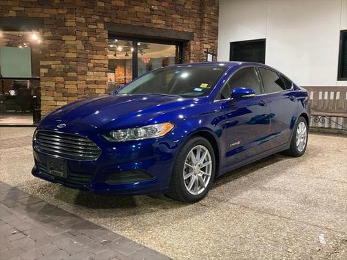 2016 Ford Fusion Hybrid SE