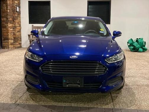 2016 Ford Fusion Hybrid SE