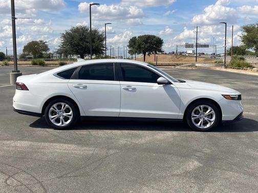 2023 Honda Accord LX 1.5T