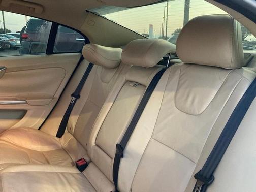 2013 Volvo S60 T5