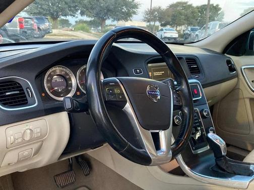 2013 Volvo S60 T5