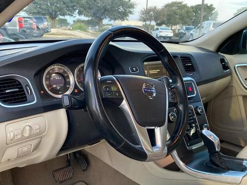 2013 Volvo S60 T5