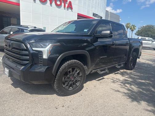 2023 Toyota Tundra SR5