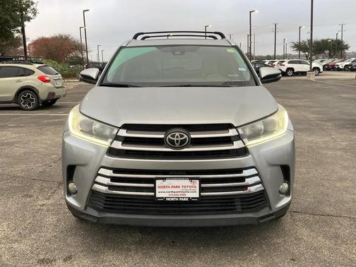 2017 Toyota Highlander Limited