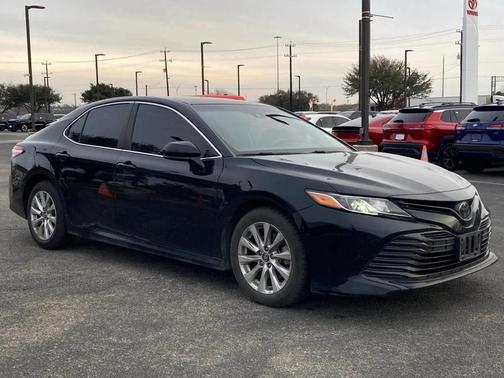 2019 Toyota Camry LE