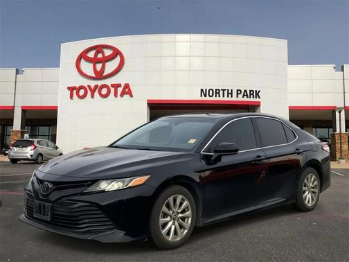 2019 Toyota Camry LE