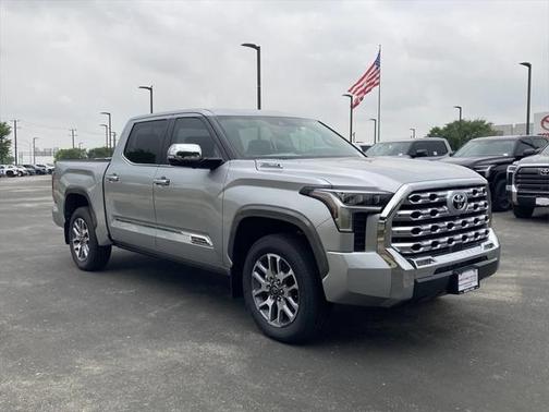 2025 Toyota Tundra Hybrid 1794 Edition