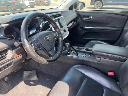 2013 Toyota Avalon XLE