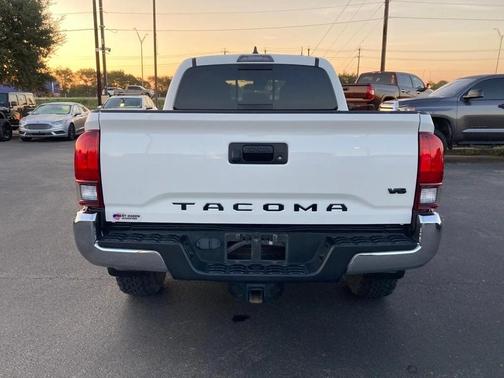 2022 Toyota Tacoma SR5