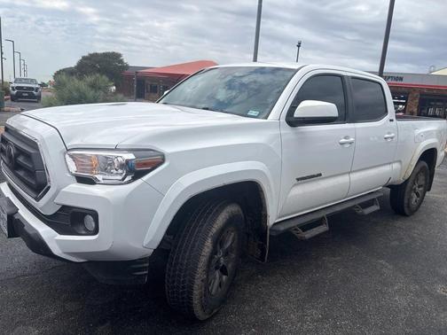 2023 Toyota Tacoma SR5